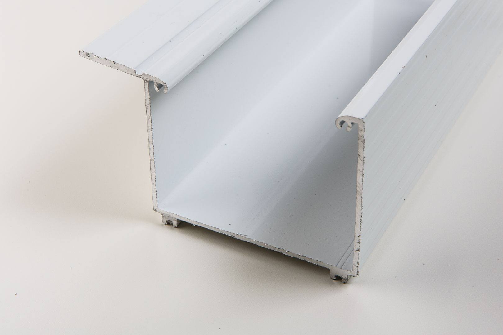 Aluminium Kastenrinne weiß